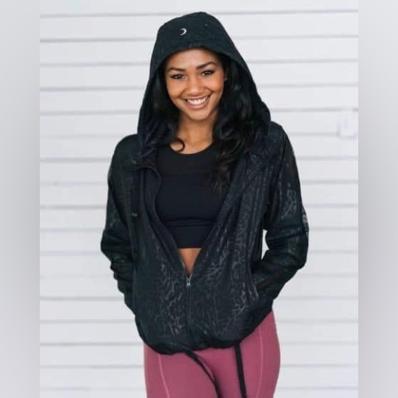 Zyia Leopard Bomber Jacket - Picture 2 of 2